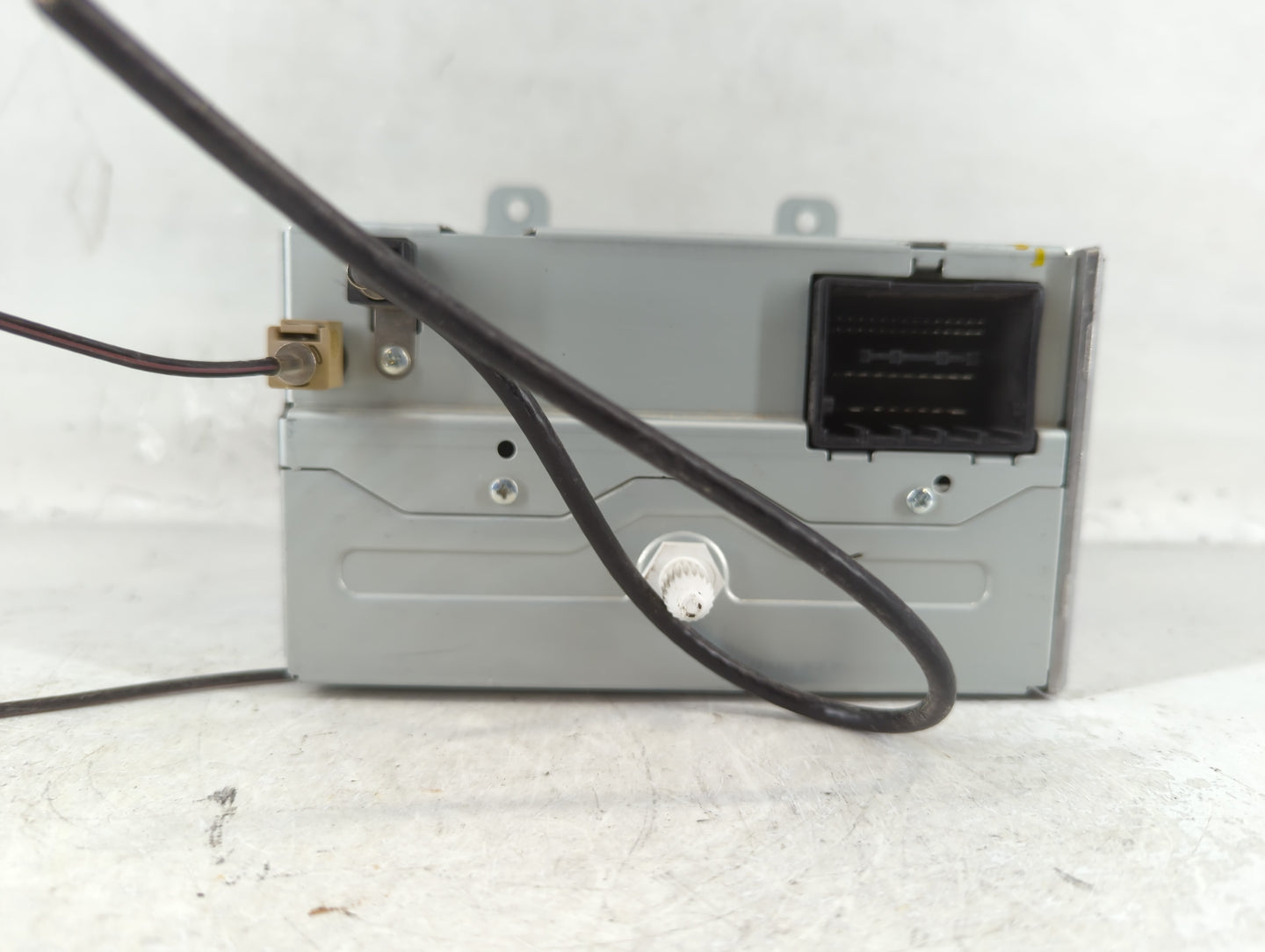 2010 Chevrolet Equinox Radio AM FM Cd Player Receiver Replacement P/N:20907419 Fits OEM Used Auto Parts - Oemusedautoparts1.