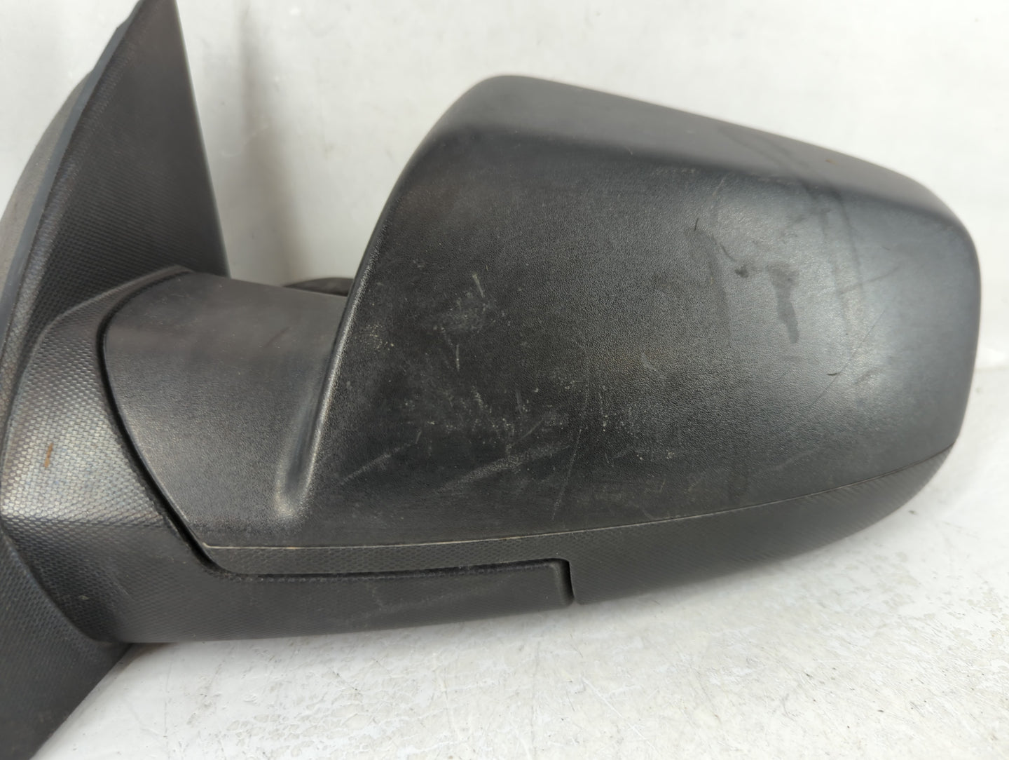 2010-2011 Chevrolet Equinox Driver Side View Mirror - Left Door Mirror OEM Used - Oemusedautoparts1.com