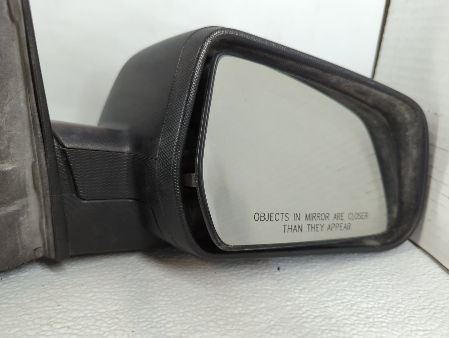 2010-2011 Chevrolet Equinox Passenger Side View Mirror - Right Door Mirror OEM Used - Oemusedautoparts1.com