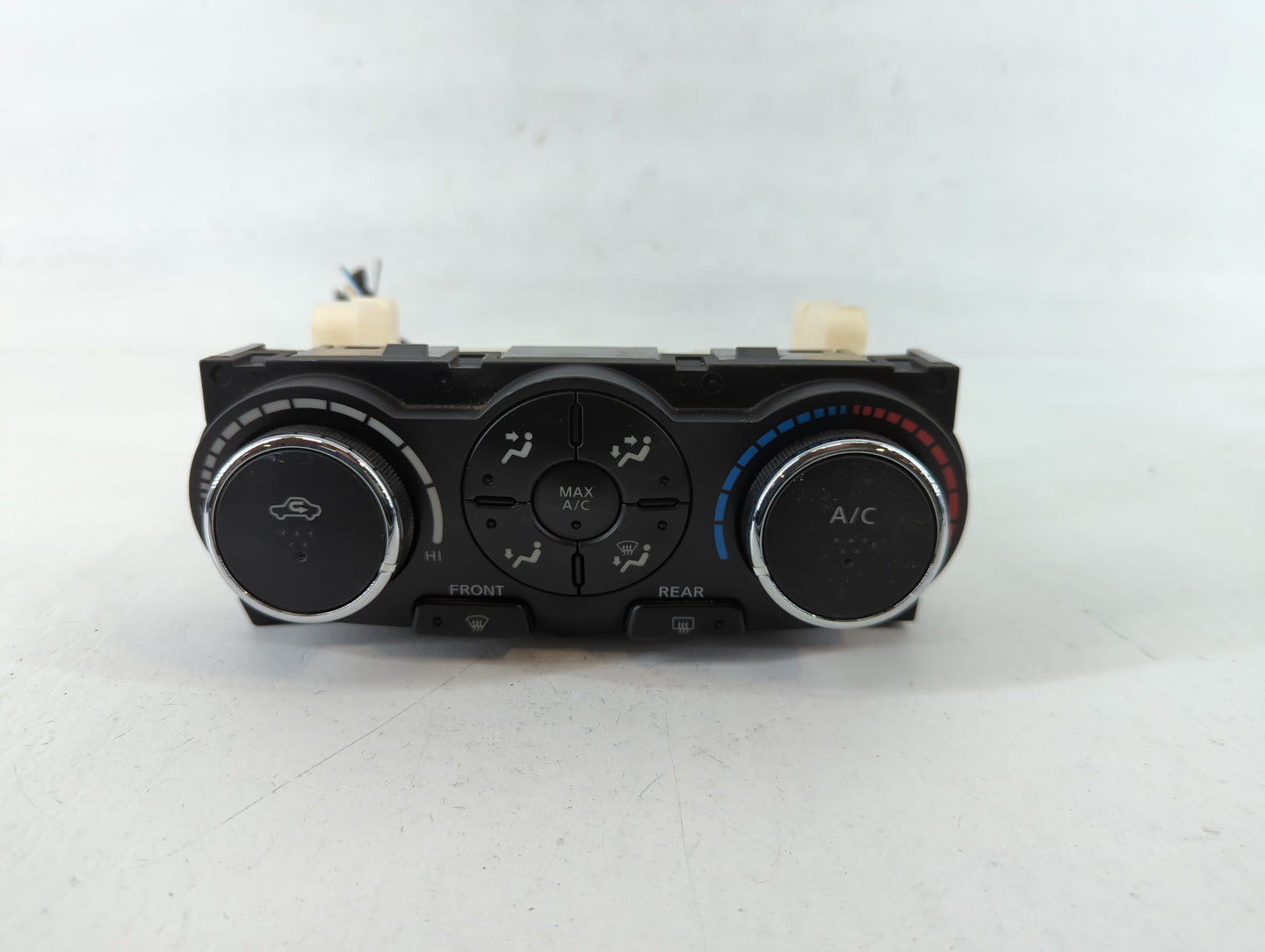 2010-2011 Chevrolet Equinox Radio Control Panel - Oemusedautoparts1.com