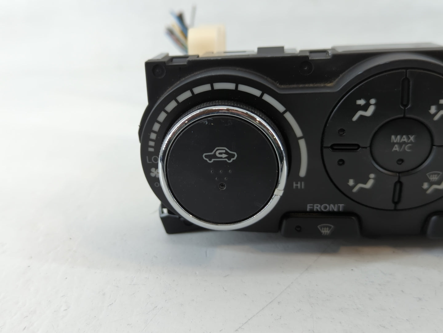 2010-2011 Chevrolet Equinox Radio Control Panel - Oemusedautoparts1.com