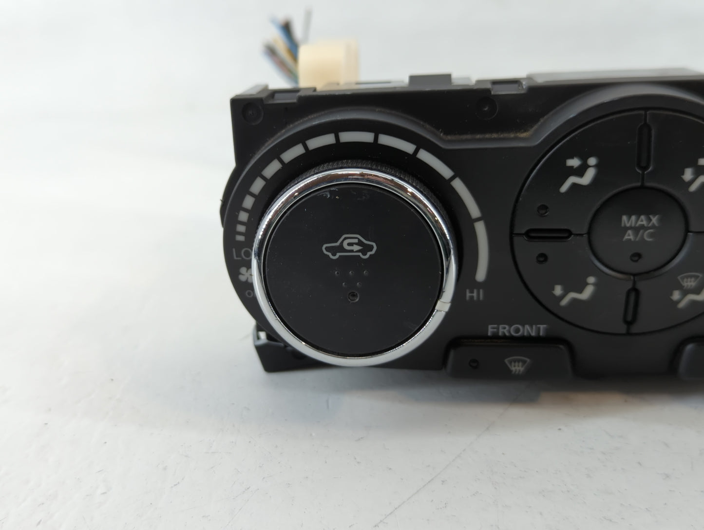 2010-2011 Chevrolet Equinox Radio Control Panel - Oemusedautoparts1.com