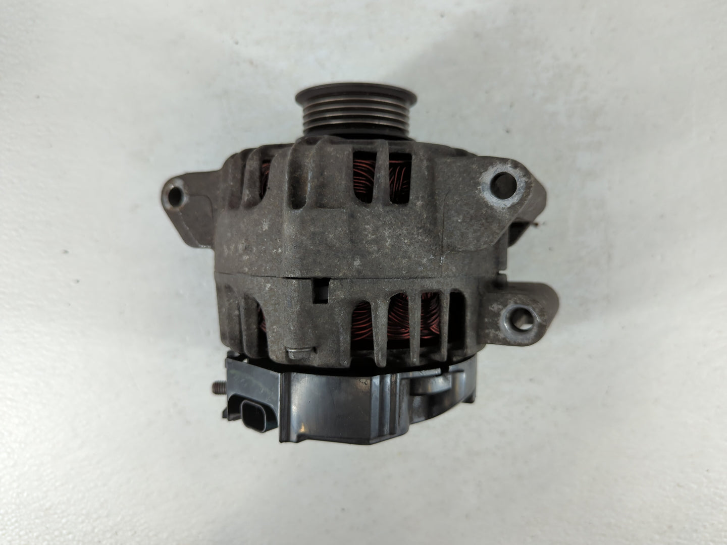 2010-2017 Chevrolet Equinox Alternator Replacement Generator Charging Assembly Engine OEM P/N:13500315 Fits OEM Used Auto Pa