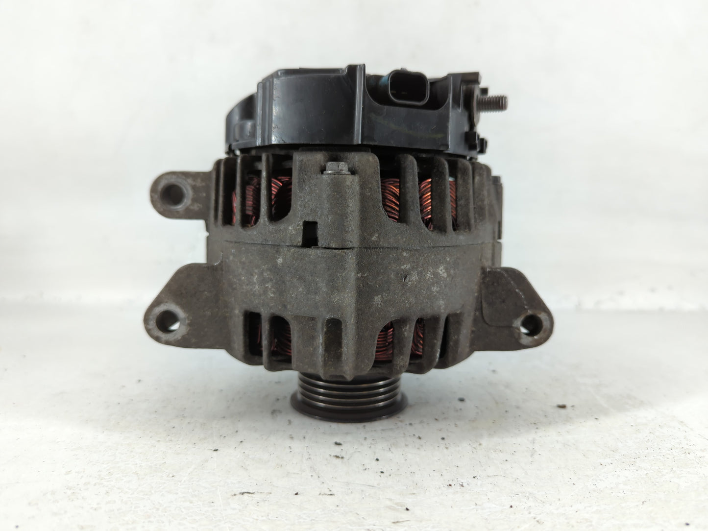 2010-2017 Chevrolet Equinox Alternator Replacement Generator Charging Assembly Engine OEM P/N:13500315 Fits OEM Used Auto Pa