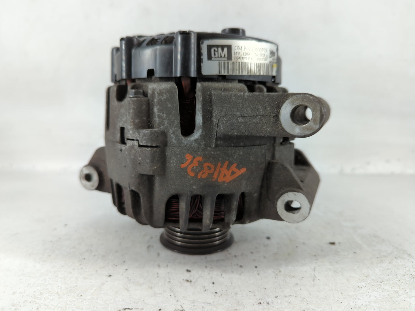2010-2017 Chevrolet Equinox Alternator Replacement Generator Charging Assembly Engine OEM P/N:13500315 Fits OEM Used Auto Pa