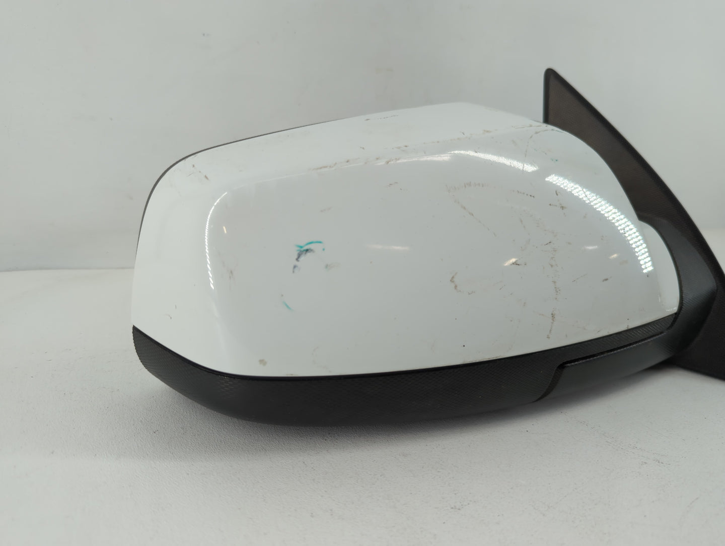 2010-2011 Chevrolet Equinox Passenger Side View Mirror - Right Door Mirror OEM Used - Oemusedautoparts1.com