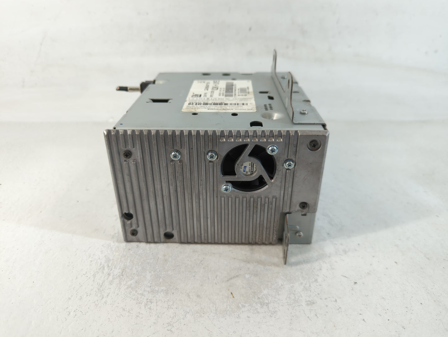 2010-2010 Chevrolet Equinox Am Fm Cd Player Radio Receiver - Oemusedautoparts1.com