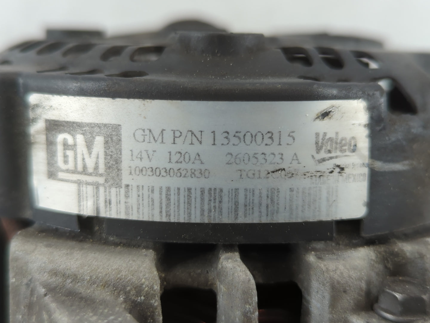 2010-2017 Chevrolet Equinox Alternator Replacement Generator Charging Assembly Engine OEM P/N:2605323 A 13500315 Fits OEM Us