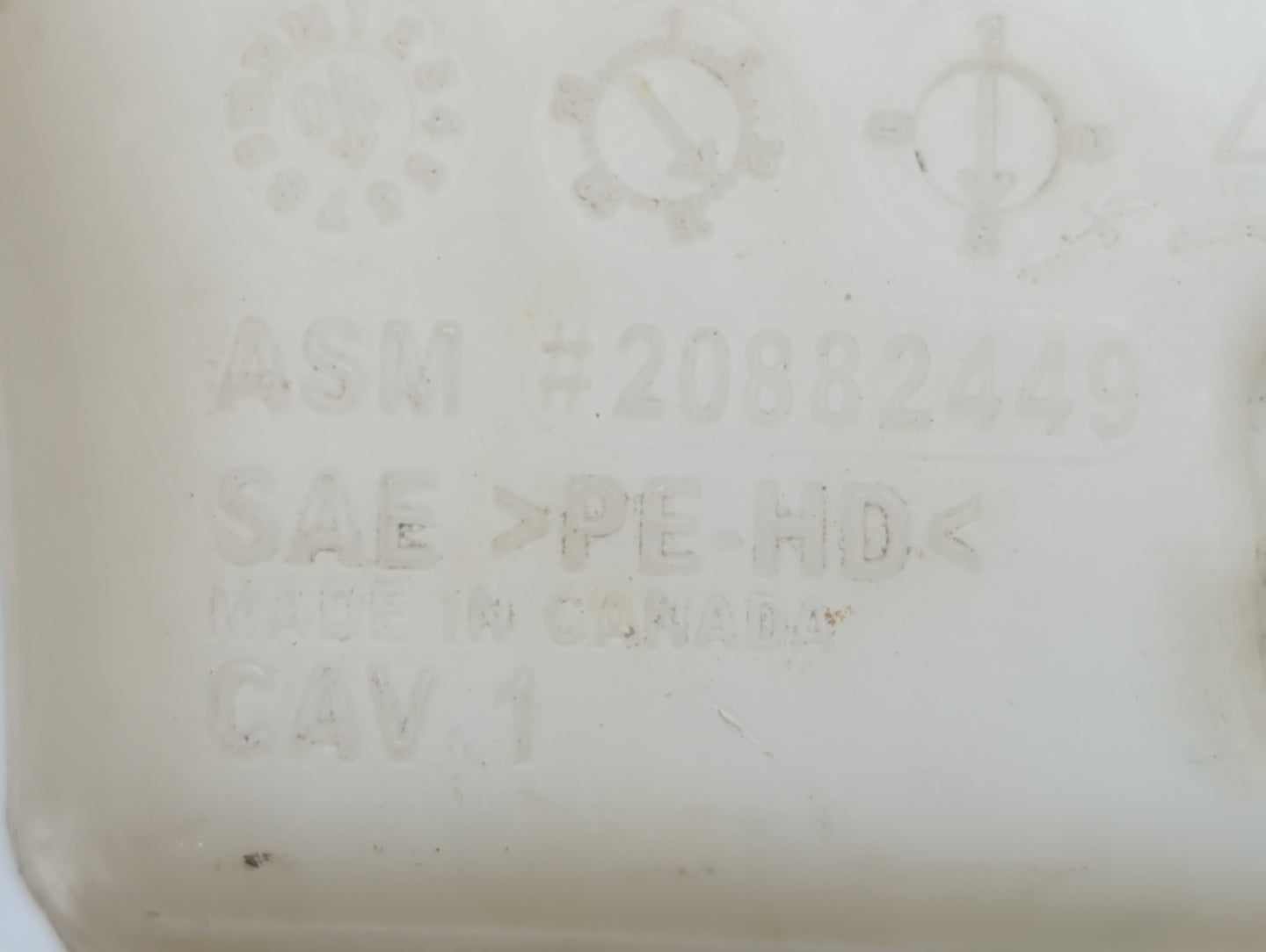 2010-2017 Chevrolet Equinox Windshield Washer Fluid Reservoir Bottle Oem - Oemusedautoparts1.com