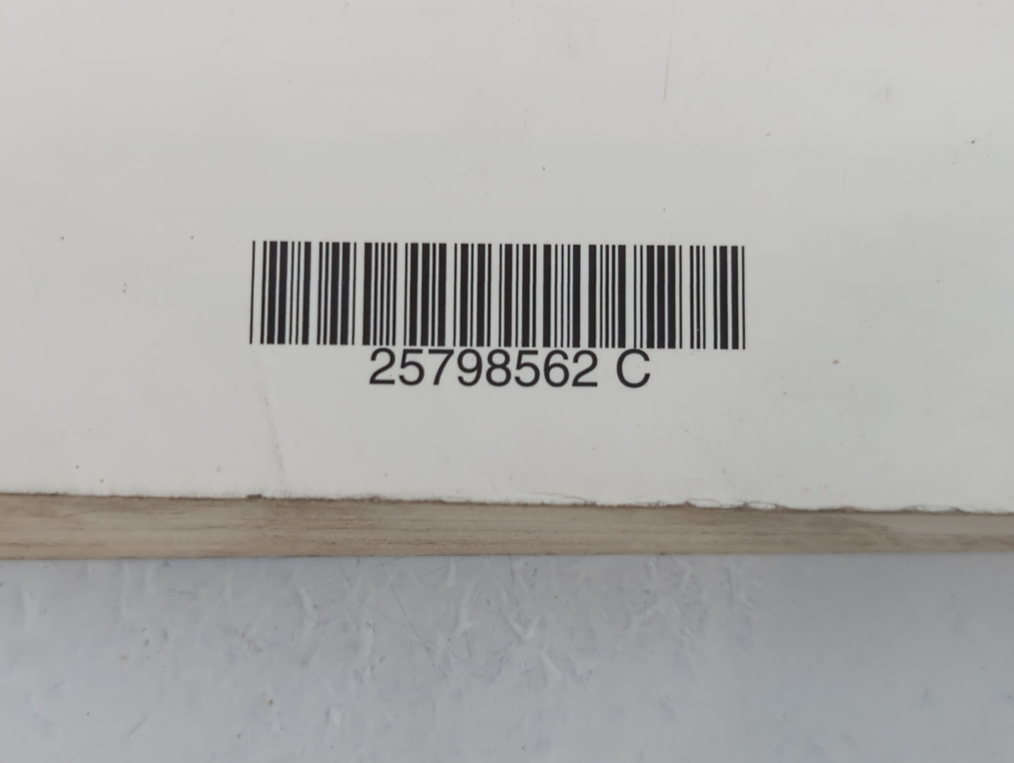 2010 Chevrolet Equinox Owners Manual Book Guide P/N:25798562 C OEM Used Auto Parts - Oemusedautoparts1.com