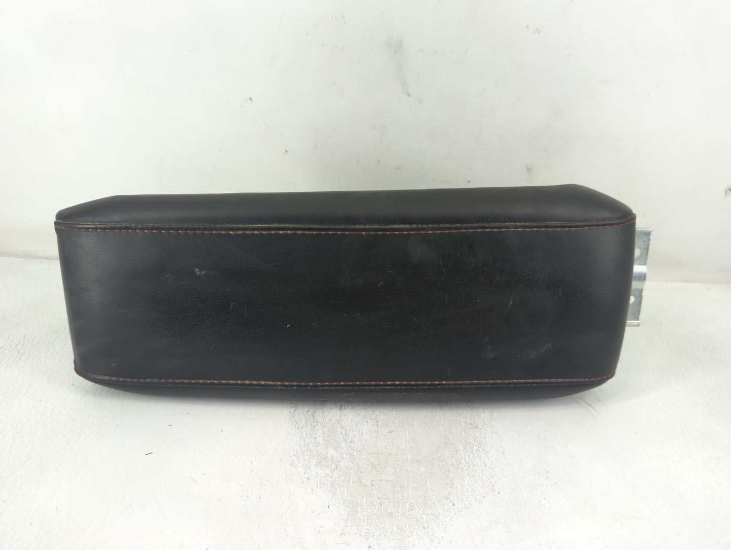 2010 Chevrolet Equinox Center Console Armrest Cover Lid P/N:125 10 2 Fits OEM Used Auto Parts - Oemusedautoparts1.com