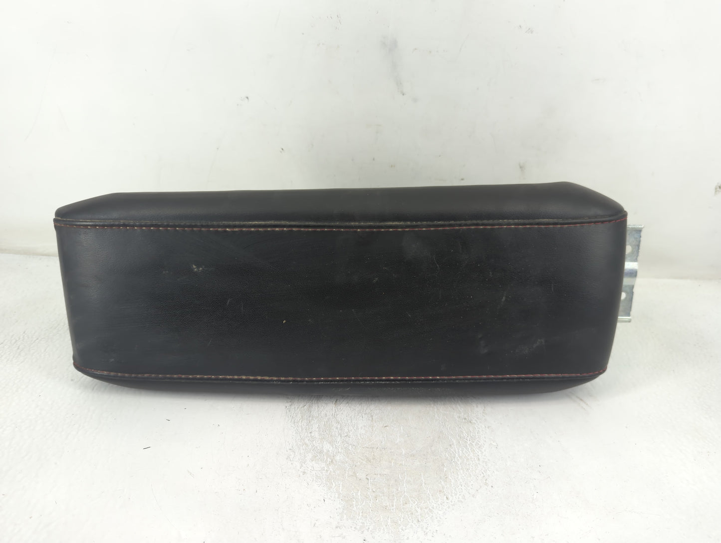 2010 Chevrolet Equinox Center Console Armrest Cover Lid P/N:125 10 2 Fits OEM Used Auto Parts - Oemusedautoparts1.com