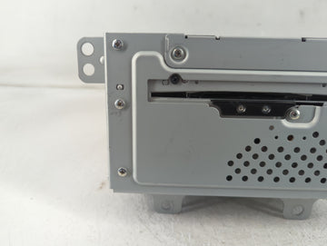 2010 Chevrolet Equinox Radio AM FM Cd Player Receiver Replacement P/N:20888798 Fits Fits 2011 OEM Used Auto Parts