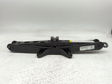 2010 Chevrolet Equinox Spare Scissor Car Jack Black - Oemusedautoparts1.com