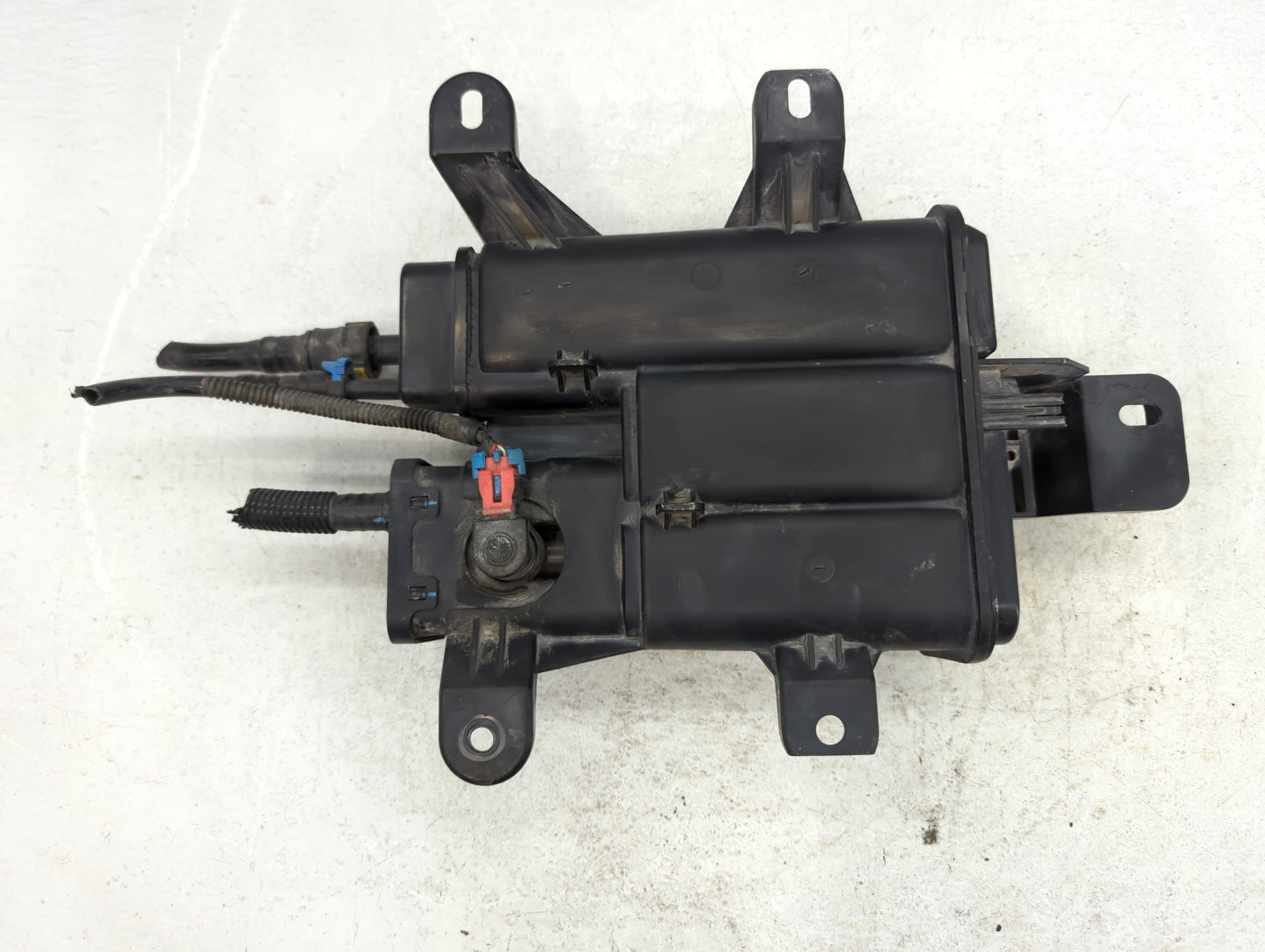 2010 Chevrolet Equinox Fuel Vapor Charcoal Canister 851356 - Oemusedautoparts1.com