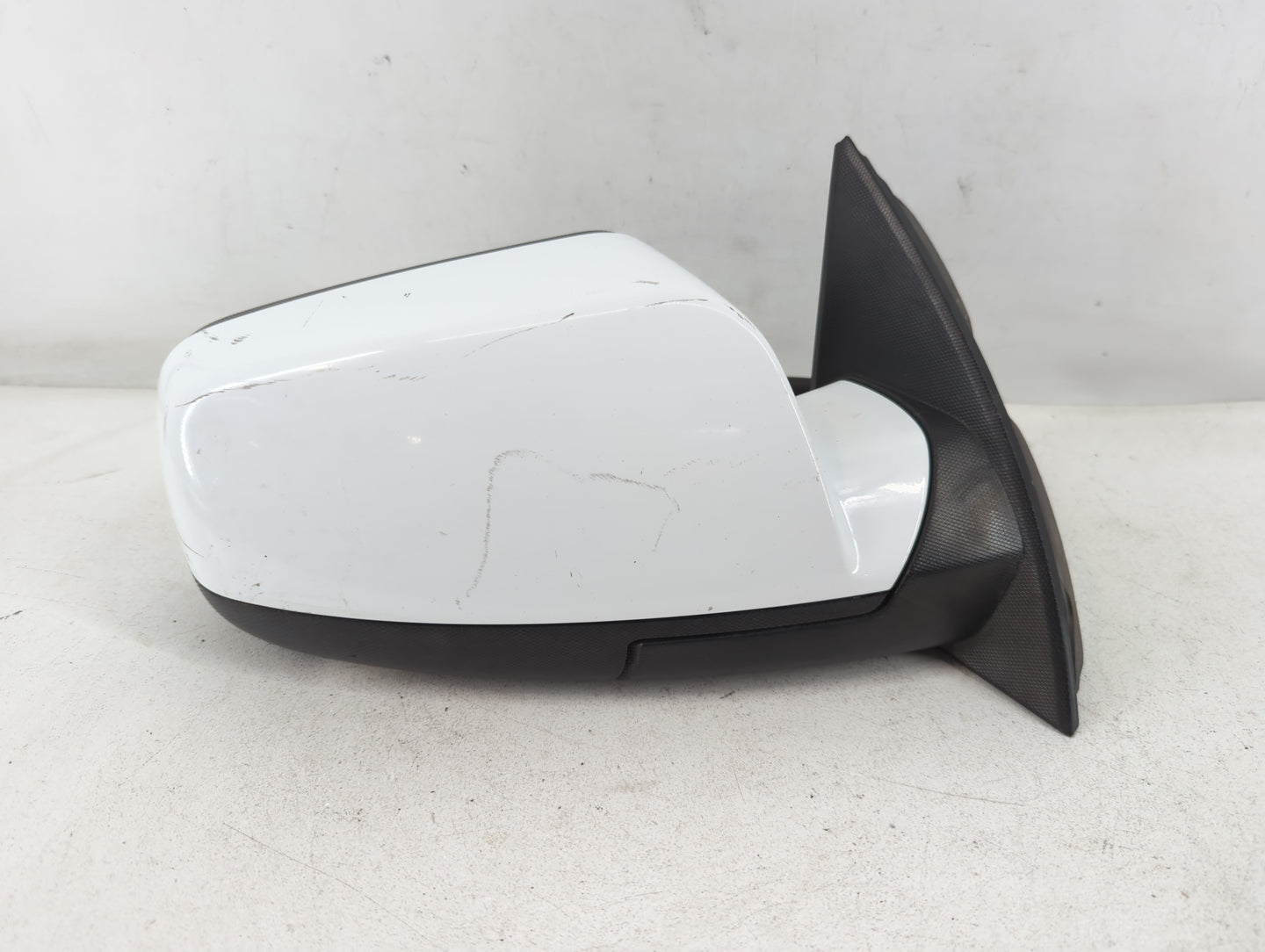2010-2011 Chevrolet Equinox Passenger Side View Mirror - Right Door Mirror OEM Used - Oemusedautoparts1.com