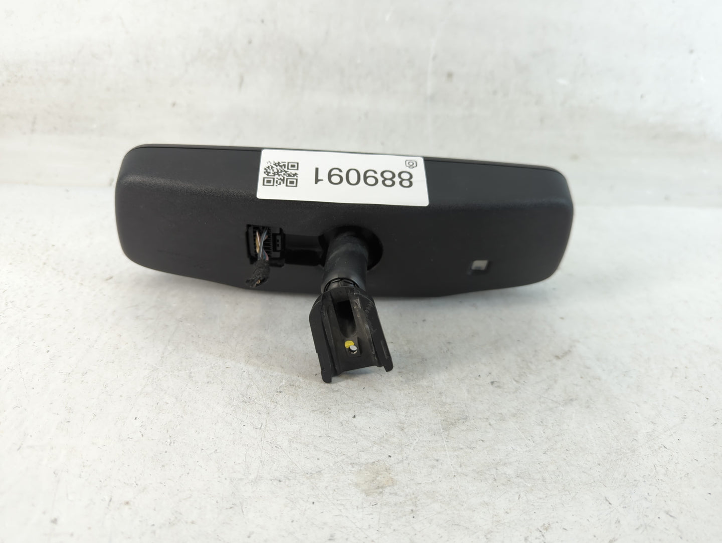 2010-2017 Chevrolet Equinox Interior Rear View Mirror Replacement OEM P/N:25794381 Fits OEM Used Auto Parts - Oemusedautopar