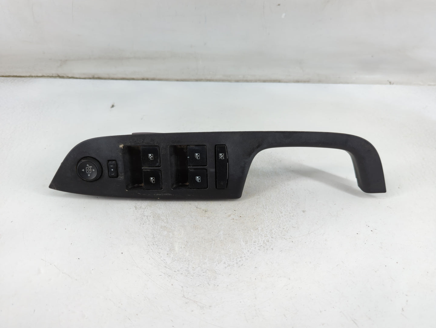 2010-2017 Chevrolet Equinox Master Power Window Switch Replacement Driver Side Left P/N:25983673 Fits OEM Used Auto Parts - 