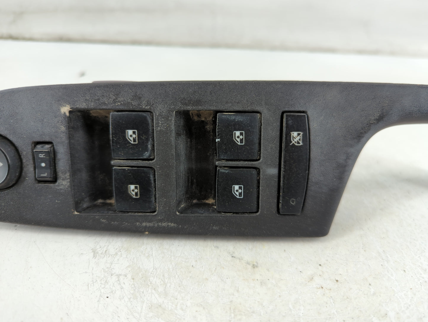 2010-2017 Chevrolet Equinox Master Power Window Switch Replacement Driver Side Left P/N:25983673 Fits OEM Used Auto Parts - 