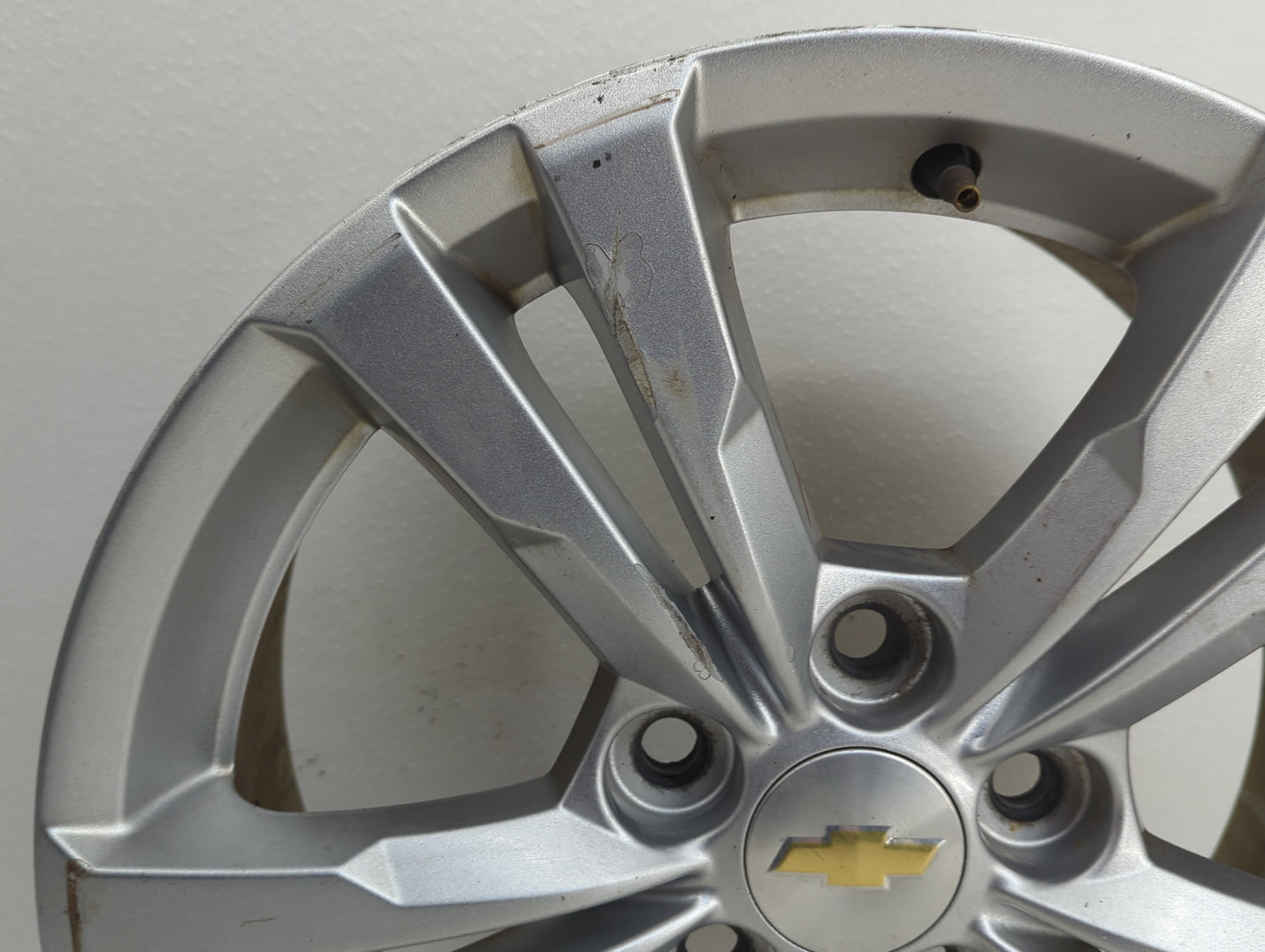 2010-2017 Chevrolet Equinox Oem Wheel Rim - Oemusedautoparts1.com