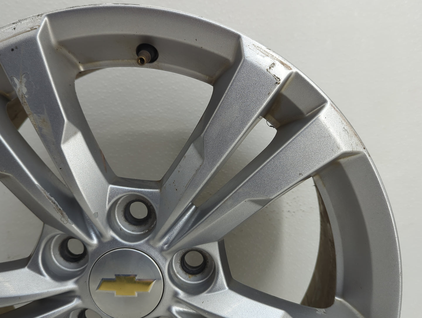 2010-2017 Chevrolet Equinox Oem Wheel Rim 916176 - Oemusedautoparts1.com