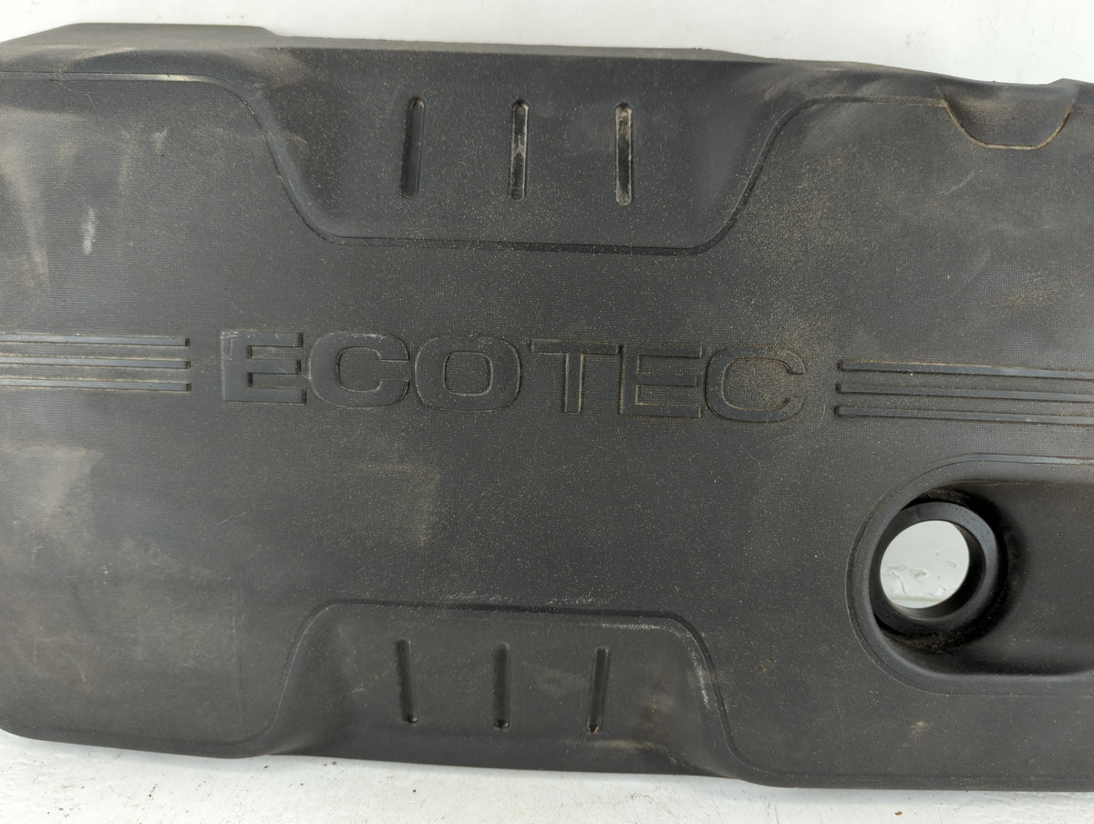 2010 Chevrolet Equinox Engine Cover 937975 - Oemusedautoparts1.com