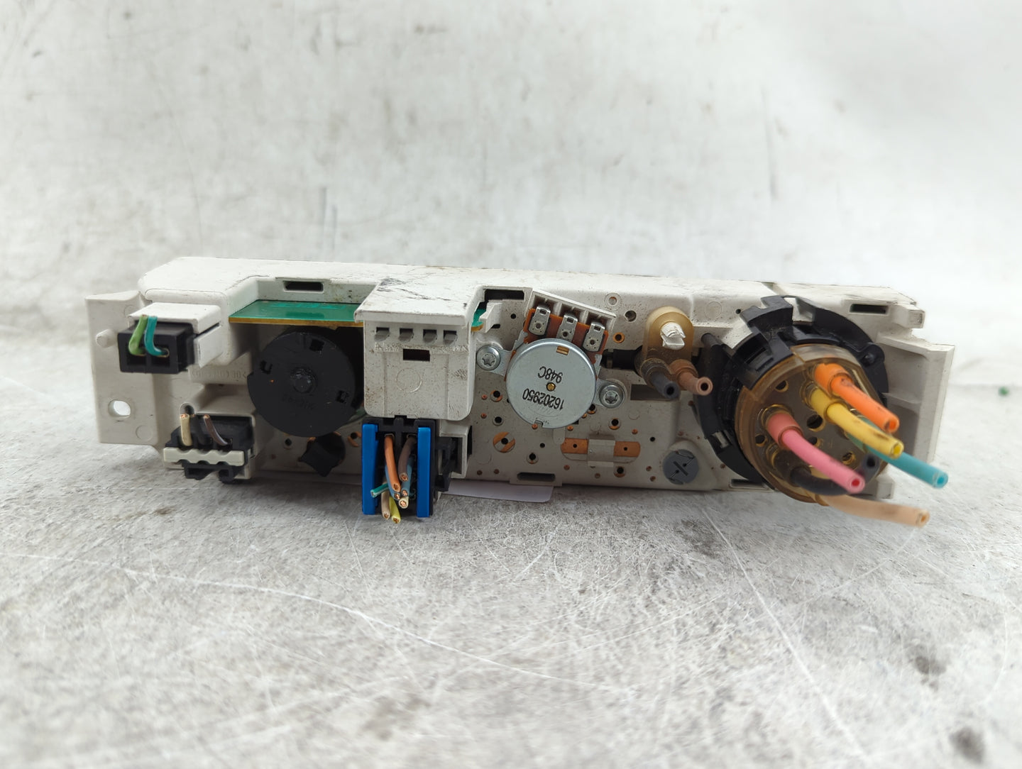 2008-2014 Chevrolet Express 1500 Climate Control Module Temperature AC/Heater Replacement P/N:15773679 16202950 Fits OEM Use