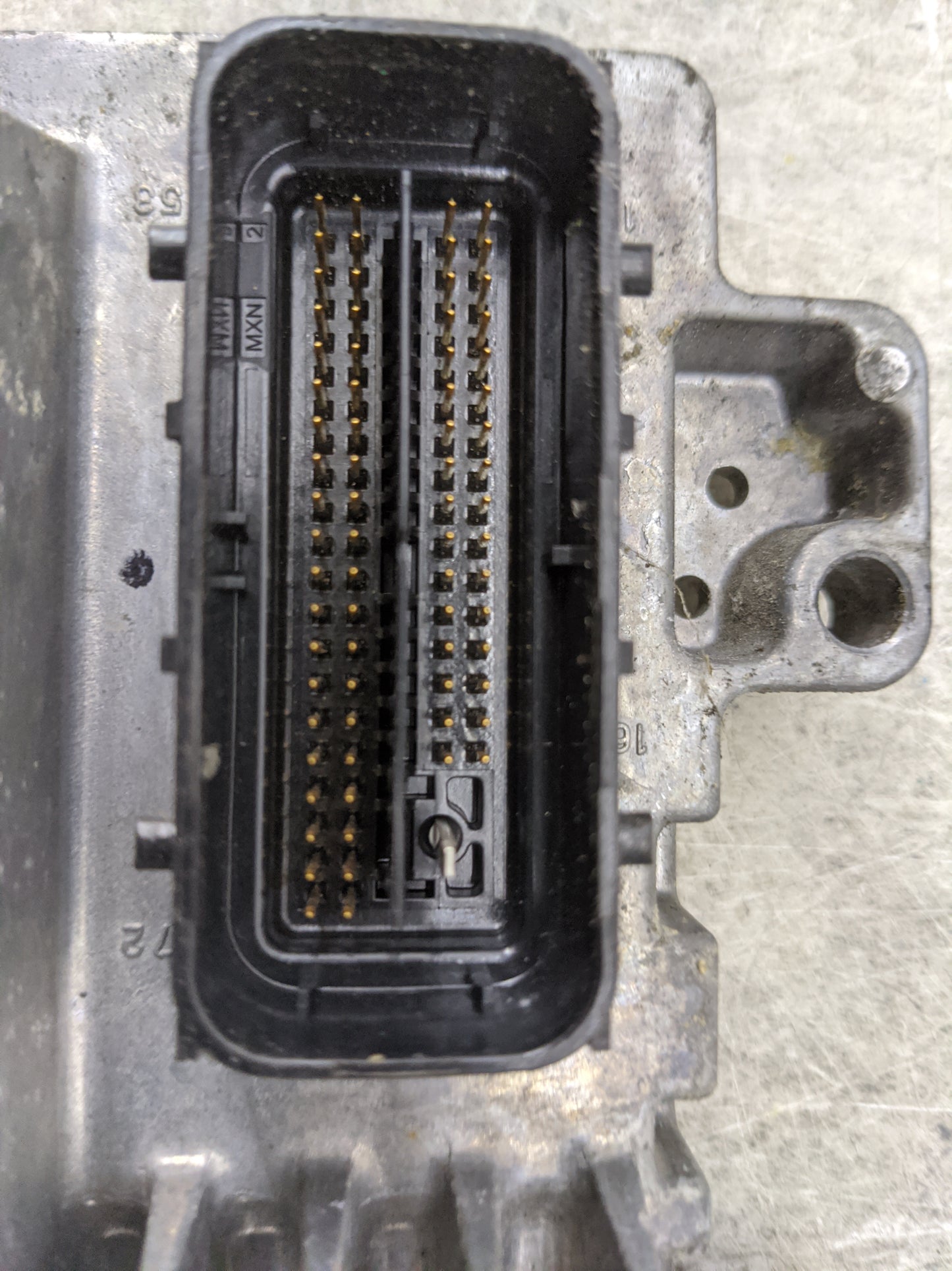 2010-2015 Chevrolet Express 2500 PCM Engine Control Computer ECU ECM PCU OEM P/N:12633238 12635958 Fits OEM Used Auto Parts 