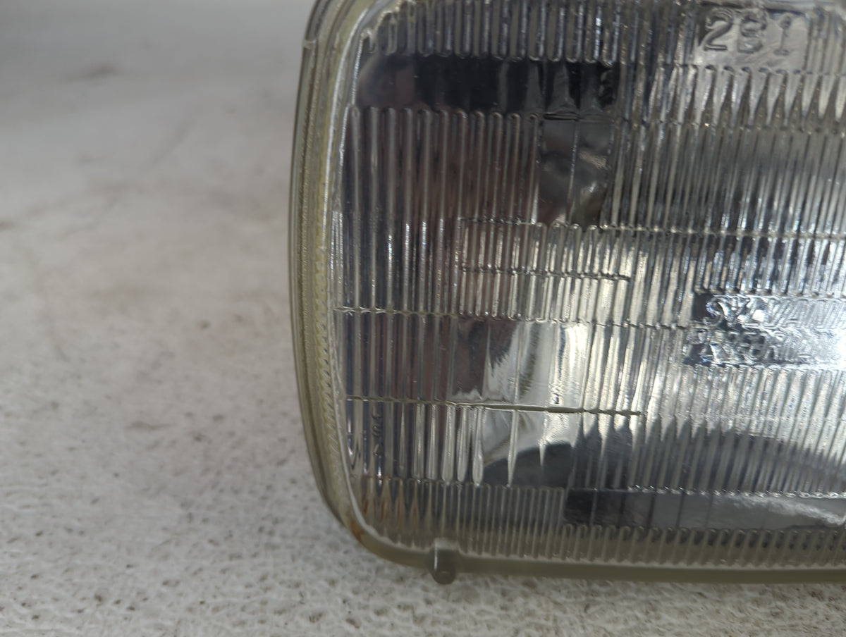 1996 Express 2500 Passenger Right Oem Head Light Headlight Lamp - Oemusedautoparts1.com