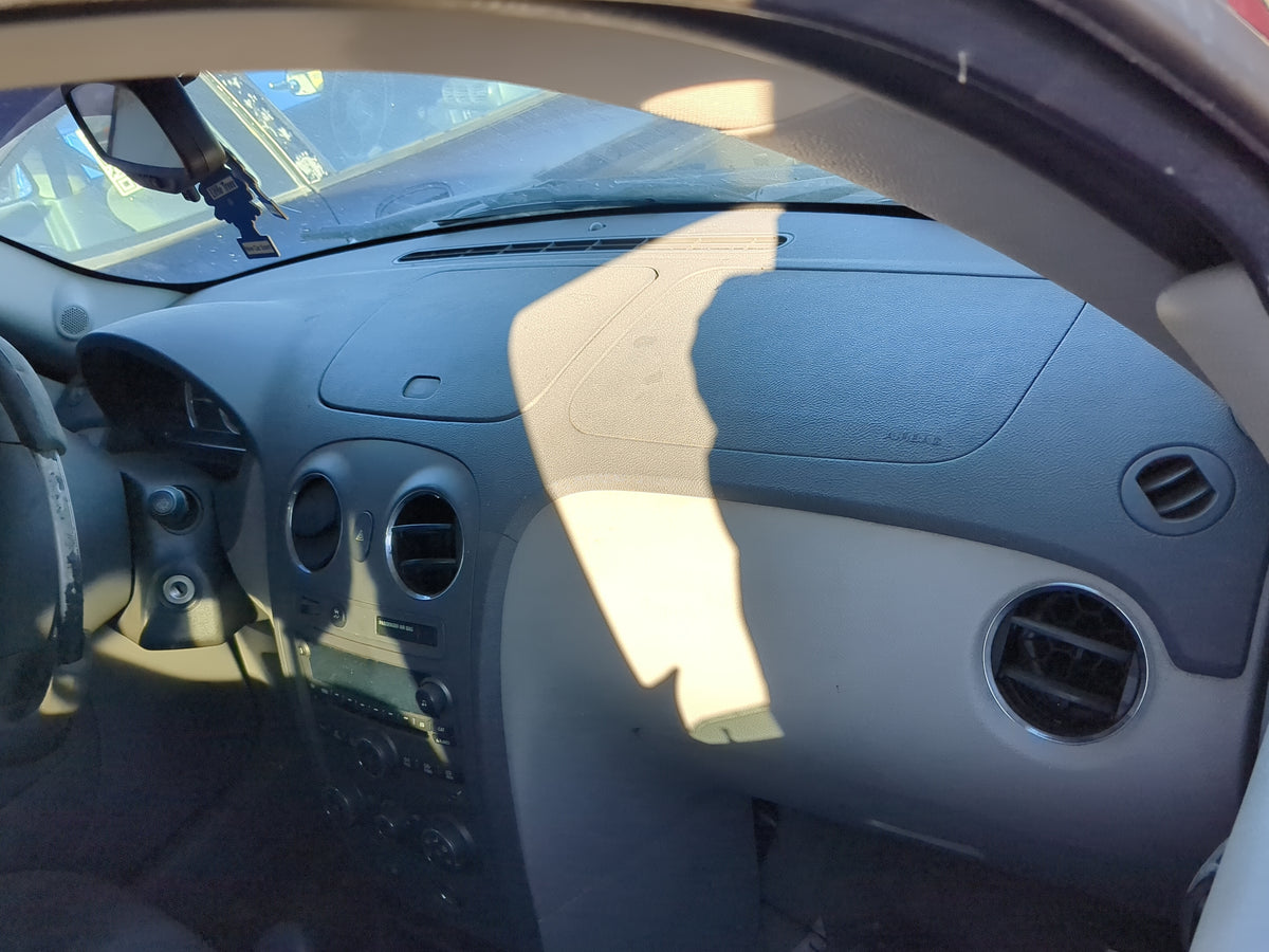 2009-2010 Chevrolet Hhr Air Bag Passenger Right Dashboard OEM Fits Fits 2009 2010 OEM Used Auto Parts - Oemusedautoparts1.co