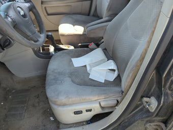 compare product 2010-2011 Chevrolet Hhr Driver Front Seat Oem 1152823