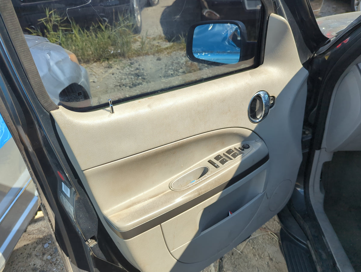 2010 Chevrolet Hhr Front Left Driver Interior Door Panel Trim - Oemusedautoparts1.com