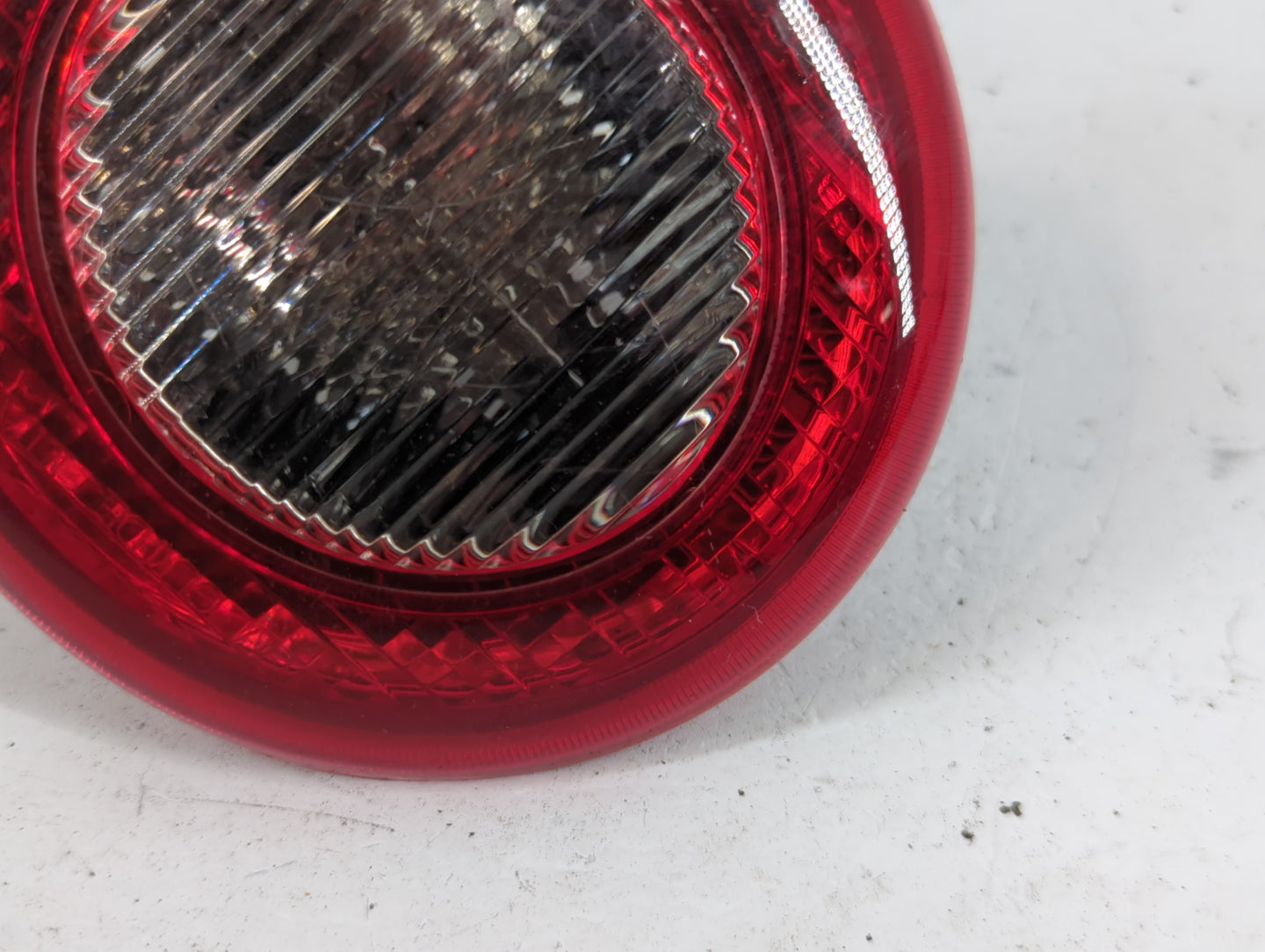 2006-2011 Chevrolet Hhr Tail Light Assembly Passenger Right OEM P/N:16532494 Fits Fits 2006 2007 2008 2009 2010 2011 OEM Use