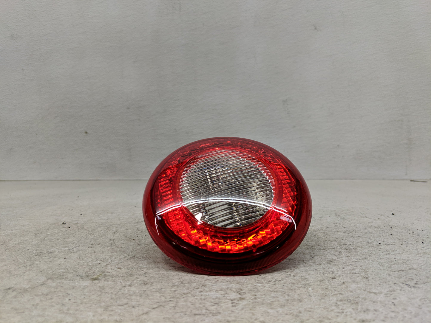 2006-2011 Chevrolet Hhr Tail Light Assembly Passenger Right OEM Fits Fits 2006 2007 2008 2009 2010 2011 OEM Used Auto Parts 