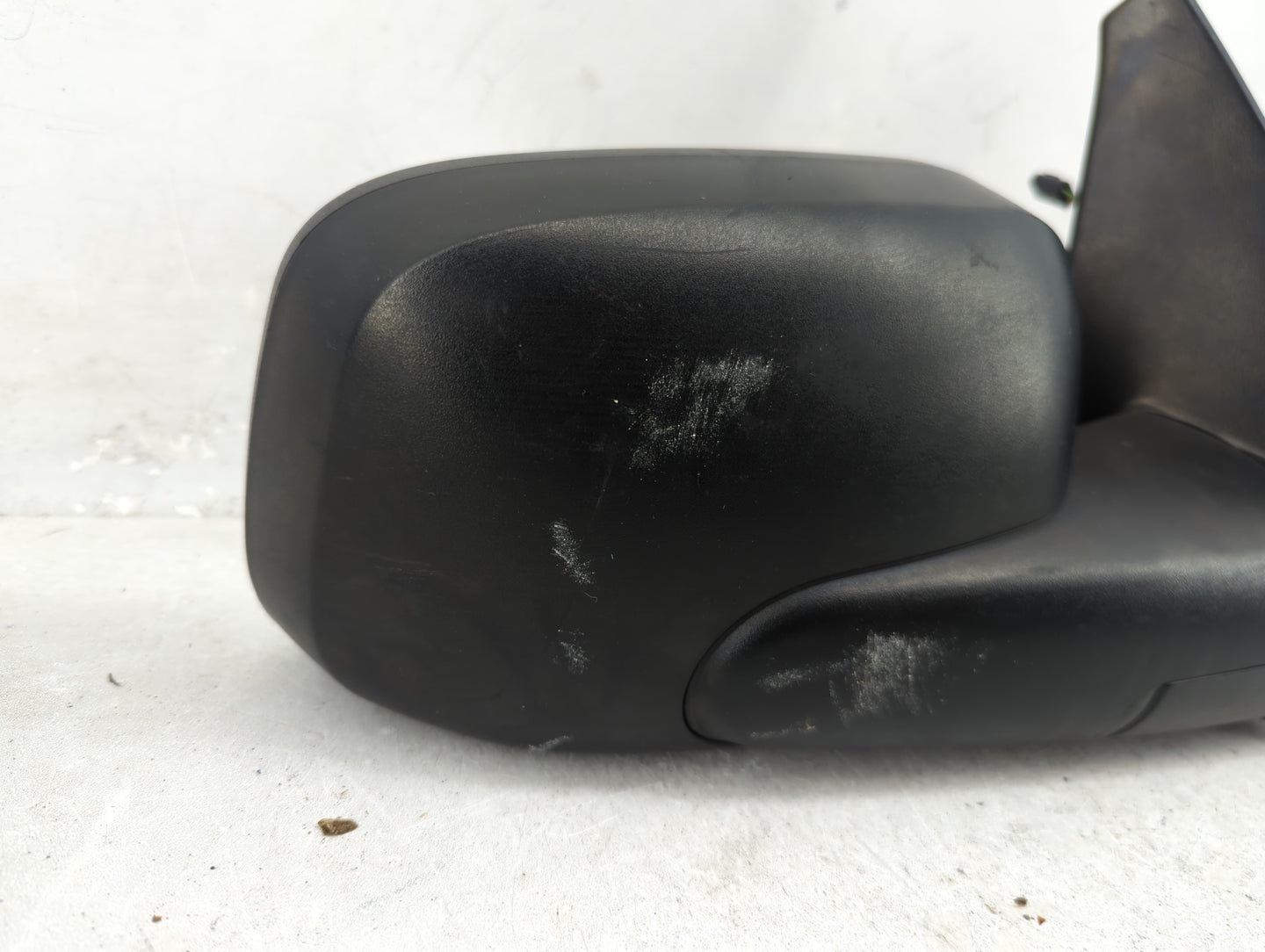 2006-2011 Chevrolet Hhr Passenger Side View Mirror - Right Door Mirror OEM Used - Oemusedautoparts1.com