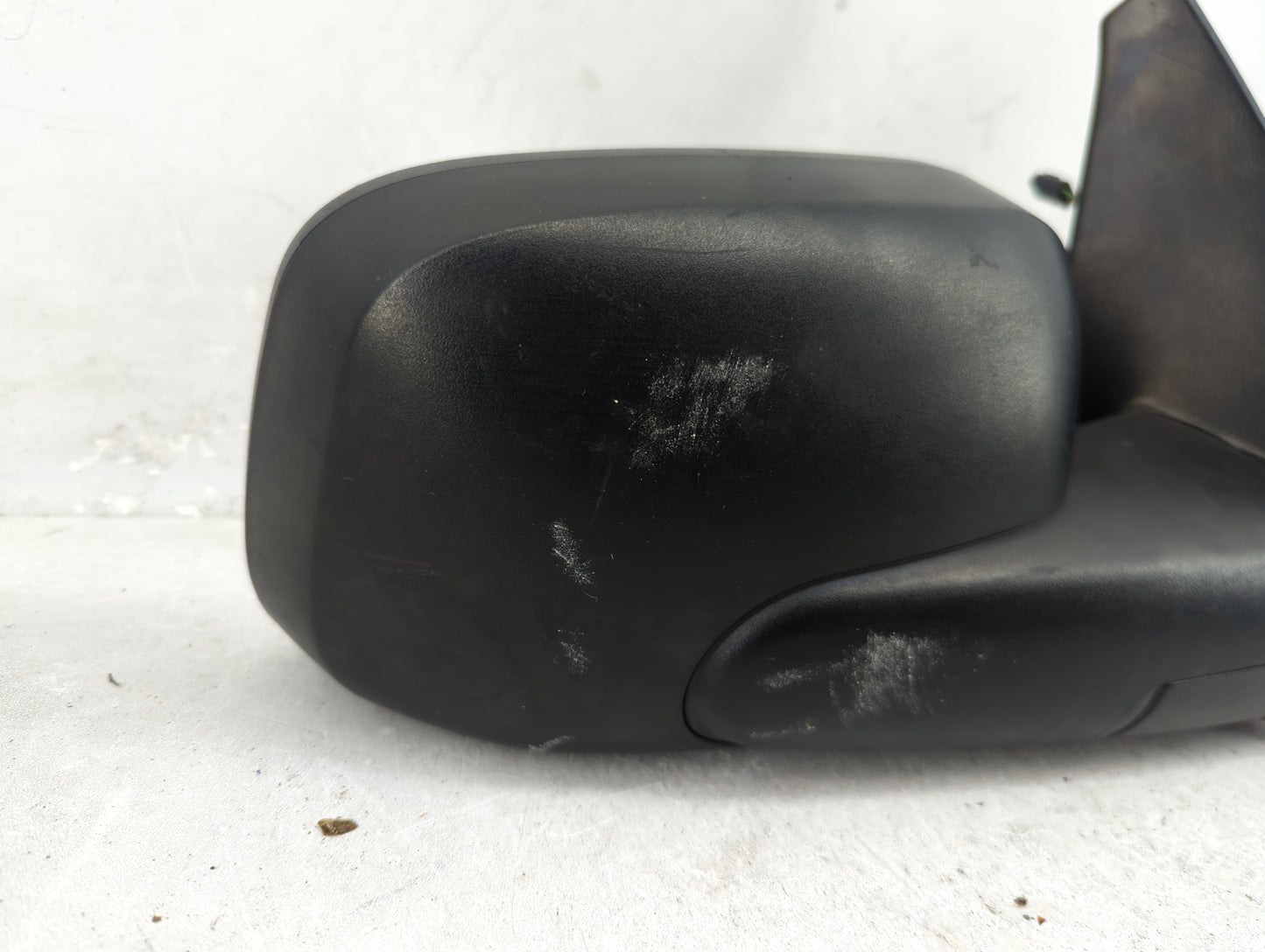 2006-2011 Chevrolet Hhr Passenger Side View Mirror - Right Door Mirror OEM Used - Oemusedautoparts1.com