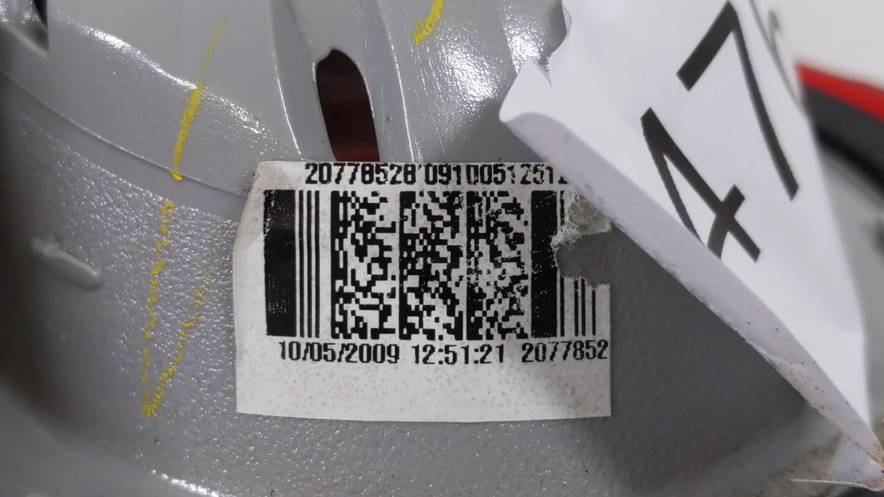 2006-2011 Chevrolet Hhr Tail Light Assembly Driver Left OEM P/N:20778528 15875485 Fits Fits 2006 2007 2008 2009 2010 2011 OE