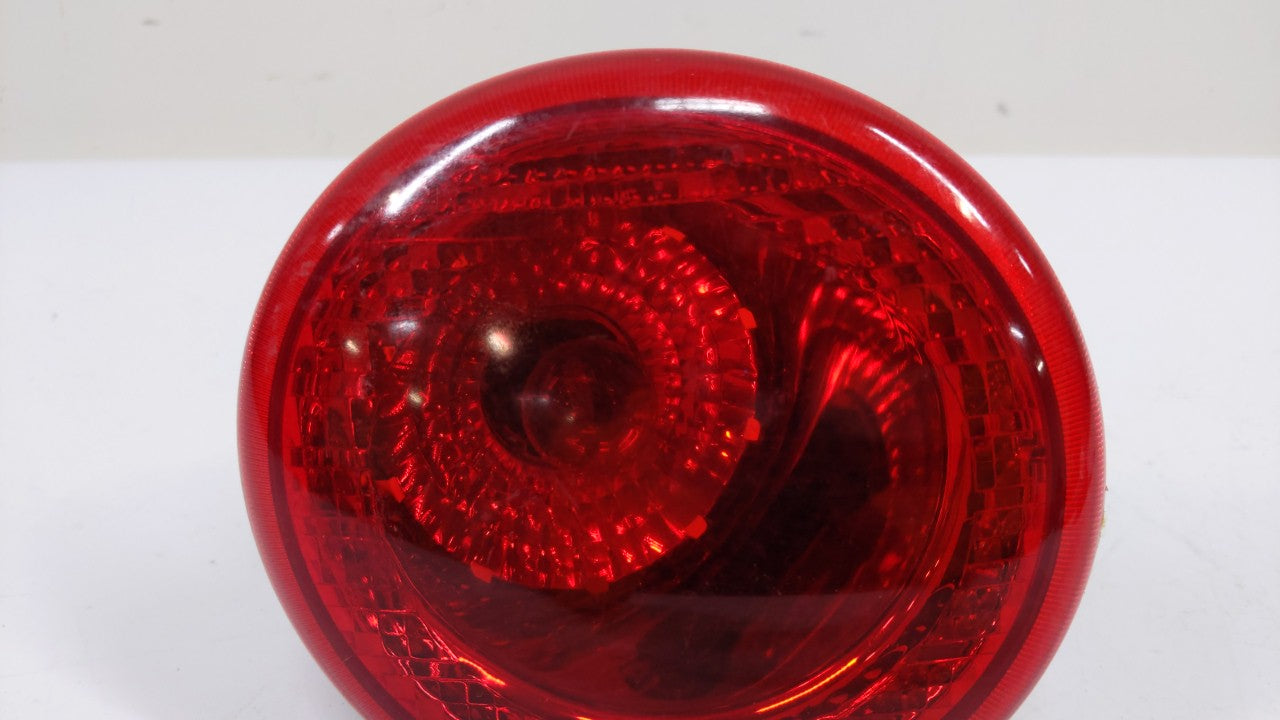 2006-2011 Chevrolet Hhr Tail Light Assembly Driver Left OEM P/N:20778530 16532503 Fits Fits 2006 2007 2008 2009 2010 2011 OE