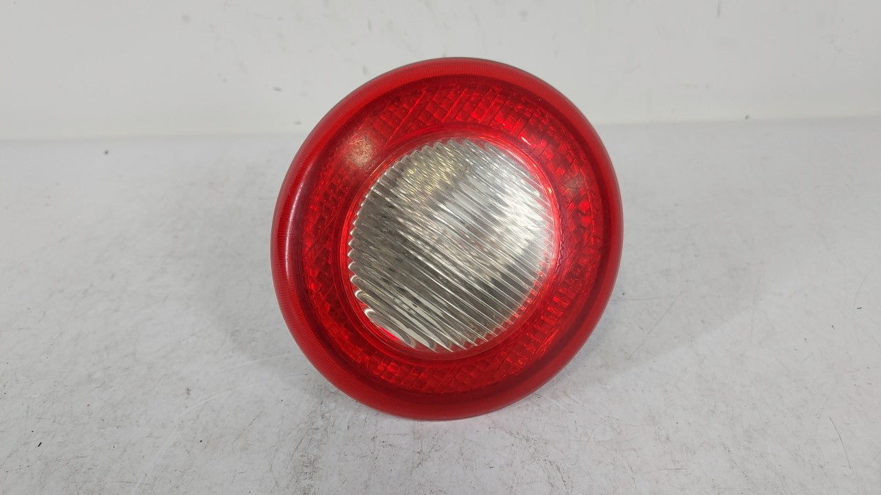 2006-2011 Chevrolet Hhr Tail Light Assembly Driver Left OEM P/N:15875406 20778528 Fits Fits 2006 2007 2008 2009 2010 2011 OE