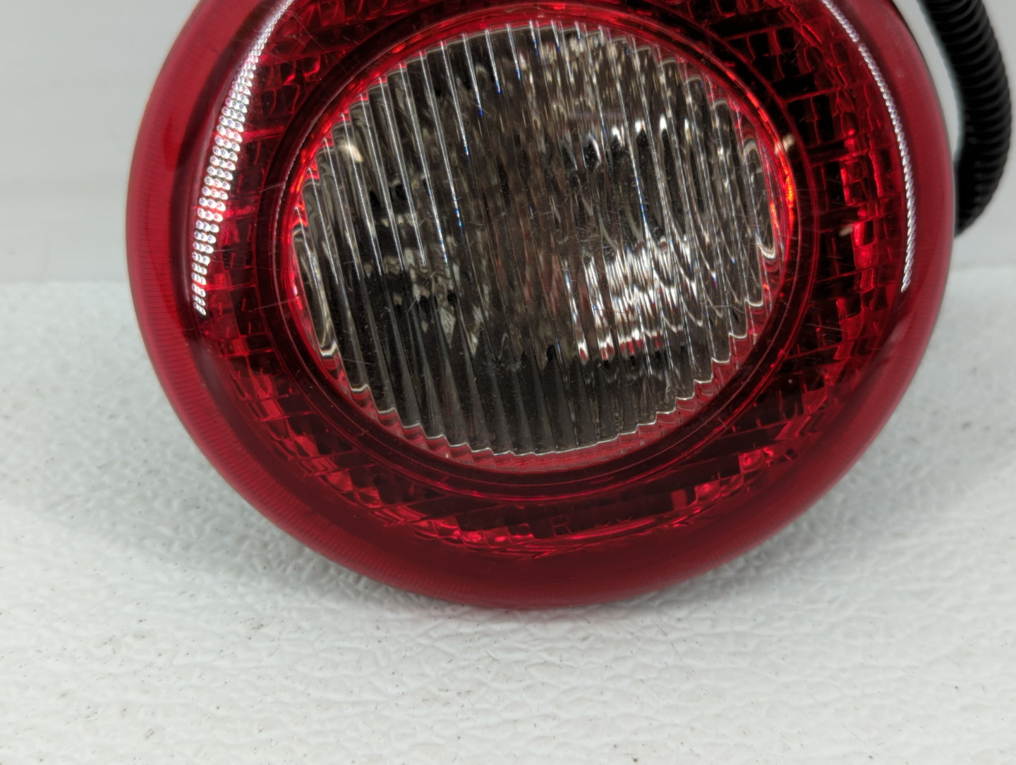 2006-2011 Chevrolet Hhr Tail Light Assembly Passenger Right OEM P/N:25863812 20781783 Fits Fits 2006 2007 2008 2009 2010 201