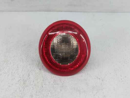 2006-2011 Chevrolet Hhr Tail Light Assembly Driver Left OEM P/N:2586381 Fits Fits 2006 2007 2008 2009 2010 2011 OEM Used Aut