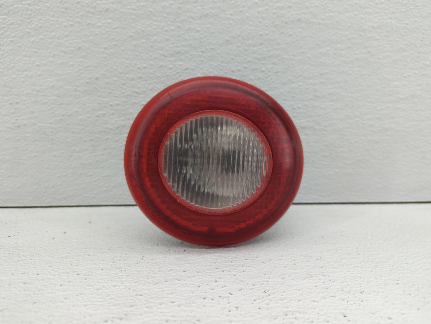 2006-2011 Chevrolet Hhr Tail Light Assembly Driver Left OEM P/N:15875484 25863812 Fits Fits 2006 2007 2008 2009 2010 2011 OE