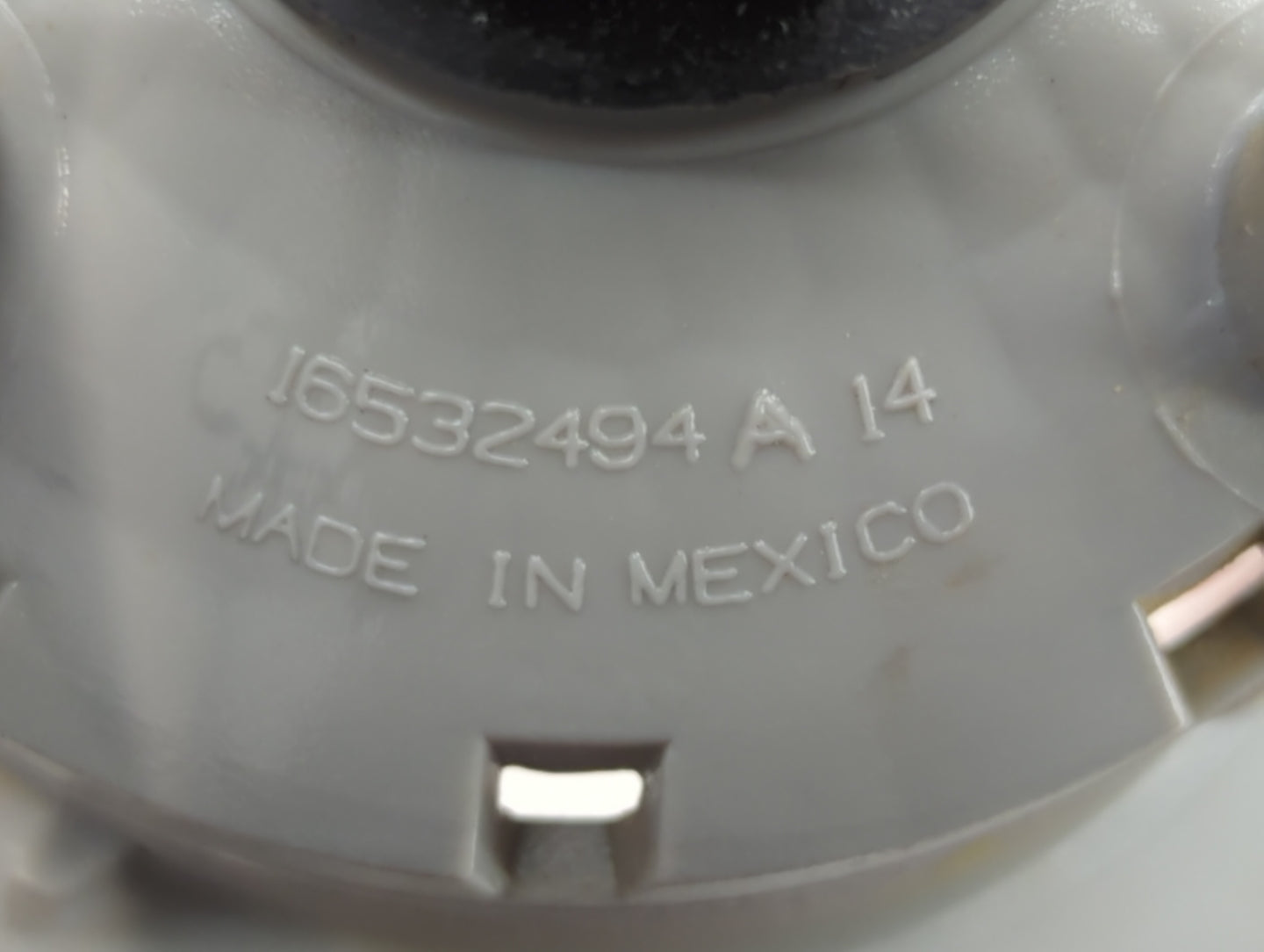 2006-2011 Chevrolet Hhr Tail Light Assembly Driver Left OEM P/N:15875484 25863812 Fits Fits 2006 2007 2008 2009 2010 2011 OE