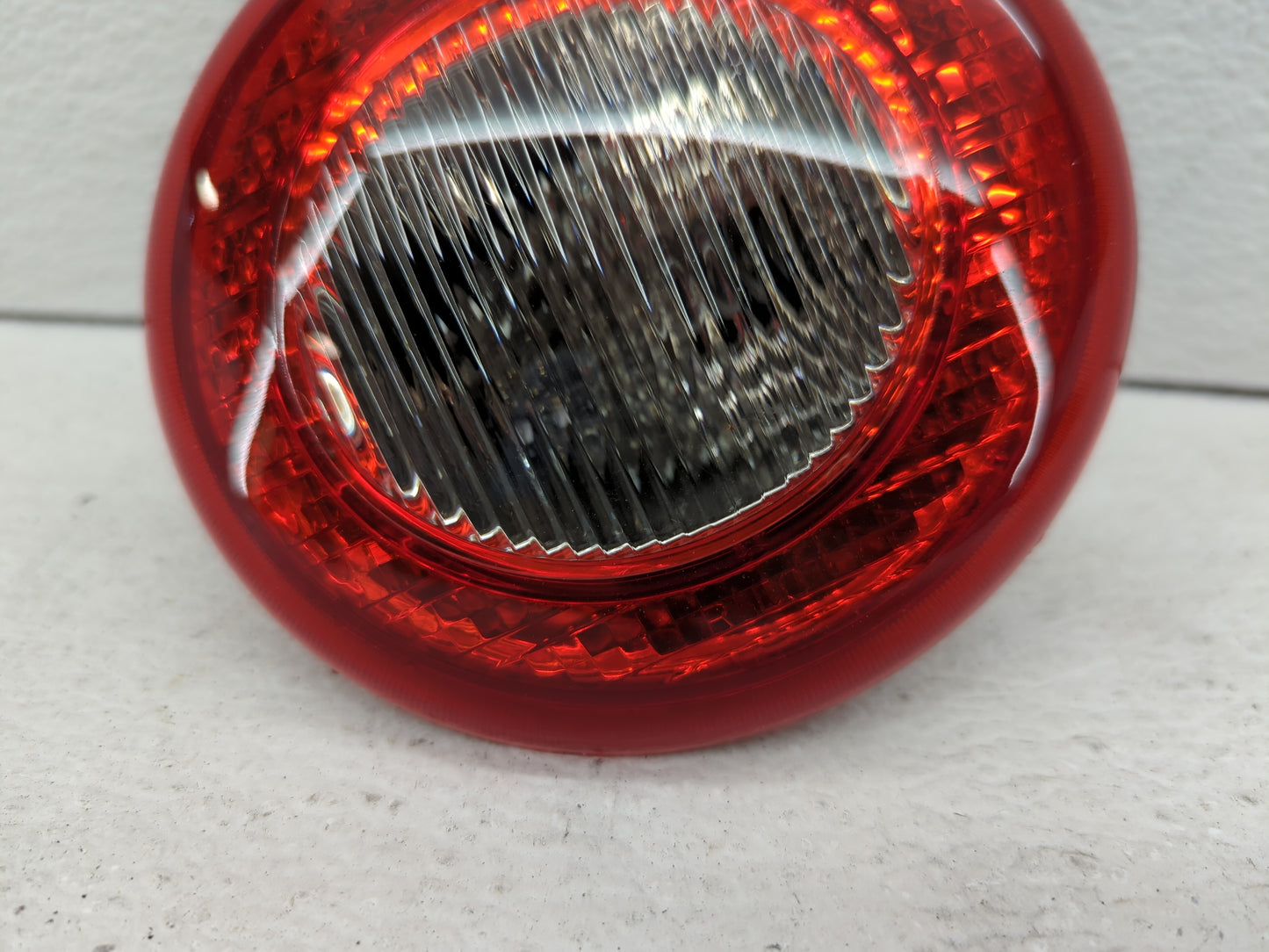 2006-2011 Chevrolet Hhr Tail Light Assembly Passenger Right OEM P/N:15875484 22727297 Fits Fits 2006 2007 2008 2009 2010 201