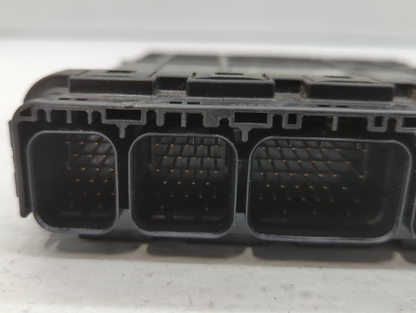 2010-2011 Chevrolet Hhr Chassis Control Module Ccm Bcm Body Control - Oemusedautoparts1.com