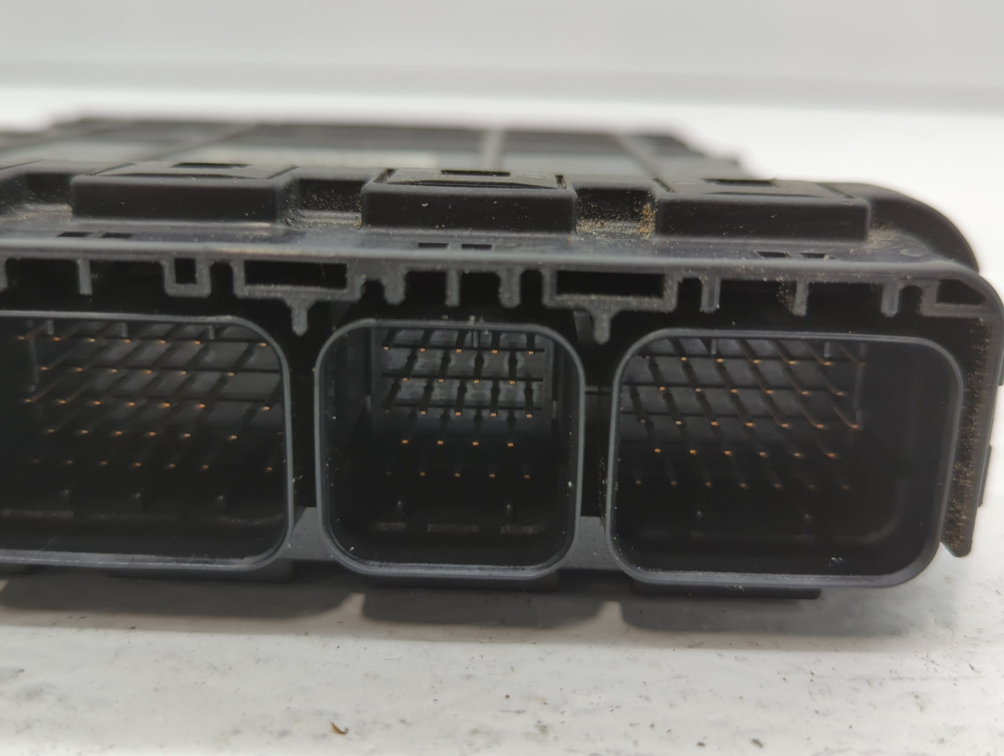 2010-2011 Chevrolet Hhr Chassis Control Module Ccm Bcm Body Control - Oemusedautoparts1.com