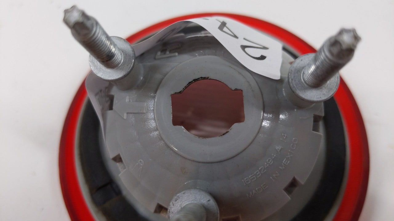 2010 Chevrolet Hhr Tail Light Assembly Passenger Right OEM P/N:25823015 15875484 Fits Fits 2006 2007 2008 2009 2011 OEM Used