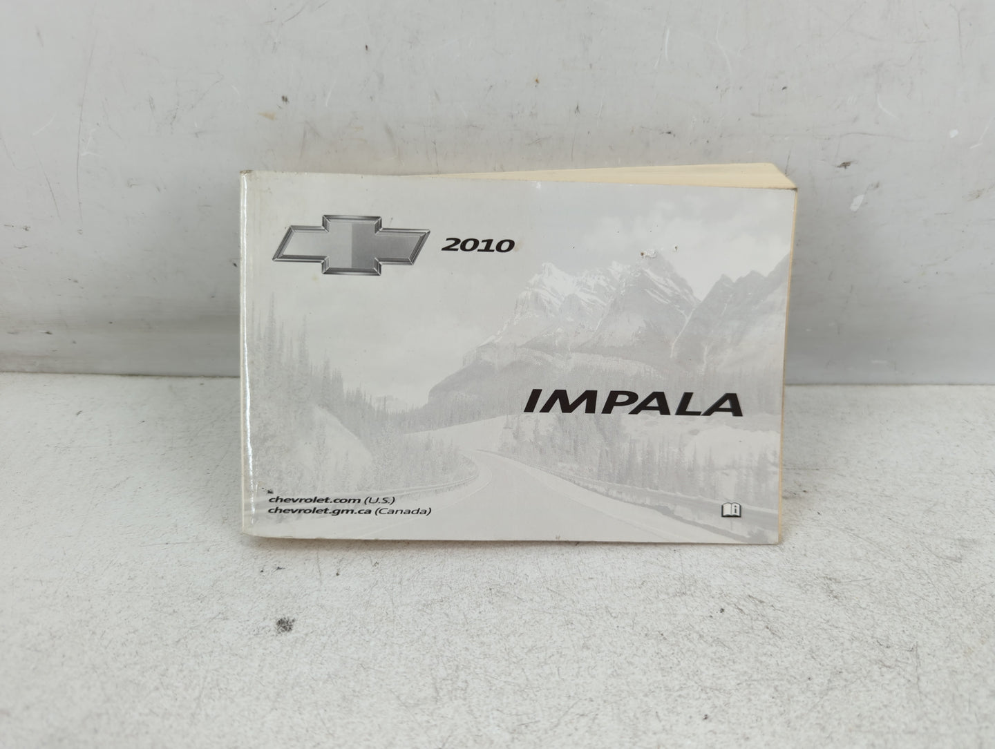 2010 Chevrolet Impala Owners Manual Book Guide P/N:25896384 OEM Used Auto Parts - Oemusedautoparts1.com