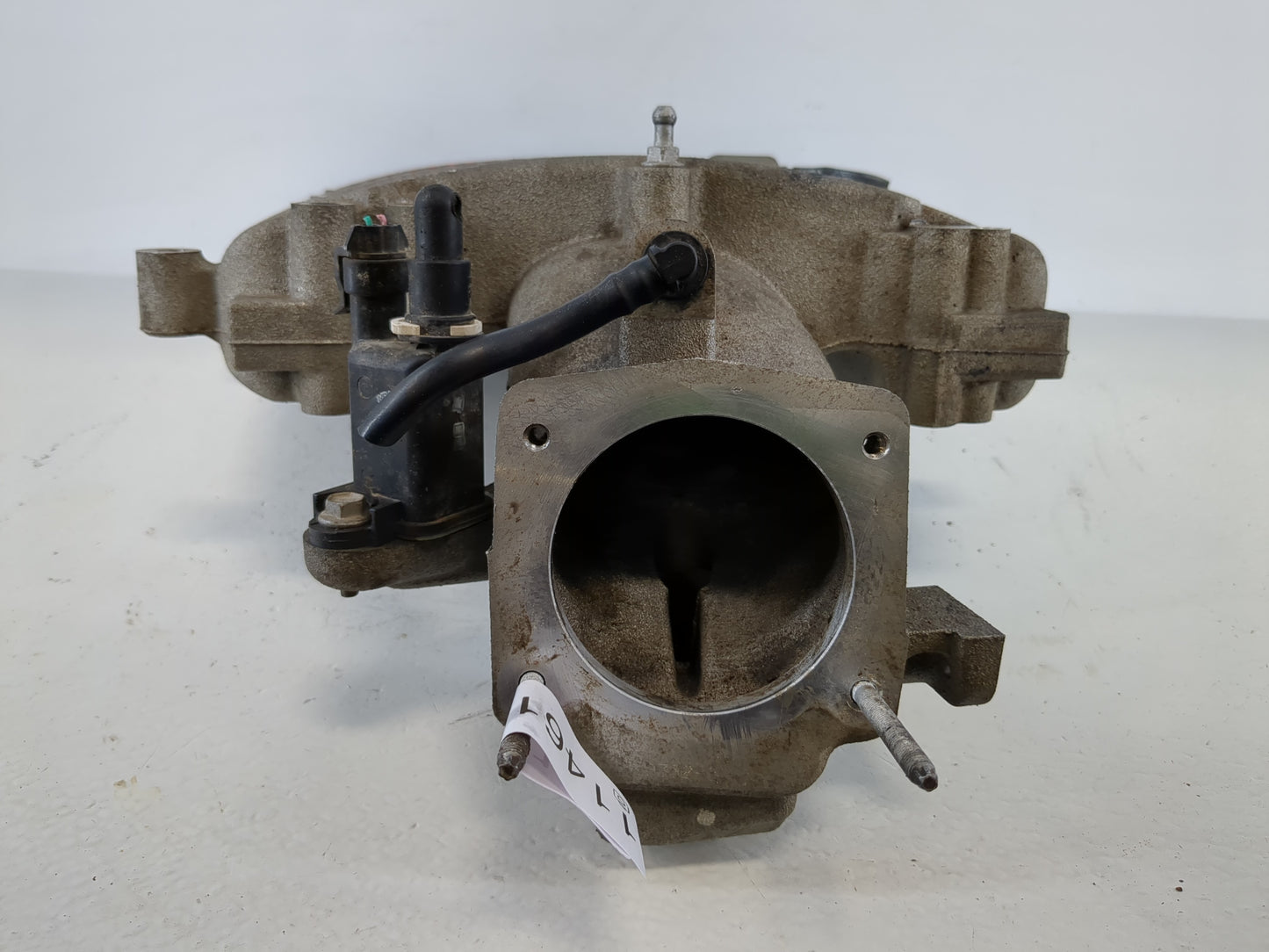 2006-2011 Chevrolet Impala Air Intake Manifold P/N:12611486 Fits Fits 2006 2007 2008 2009 2010 2011 OEM Used Auto Parts - Oe