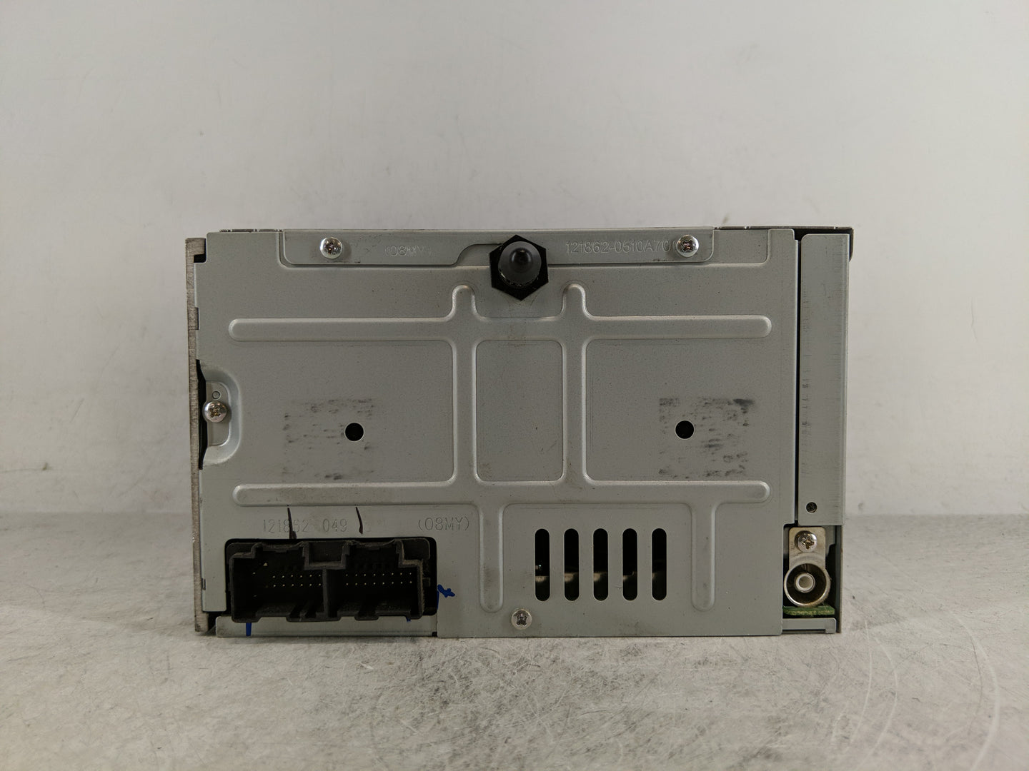 2009-2010 Chevrolet Impala Radio AM FM Cd Player Receiver Replacement P/N:20914861 Fits Fits 2009 2010 OEM Used Auto Parts -
